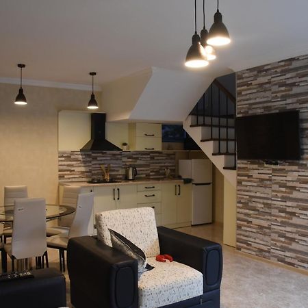 Eleana Villa Borjomi Exteriör bild